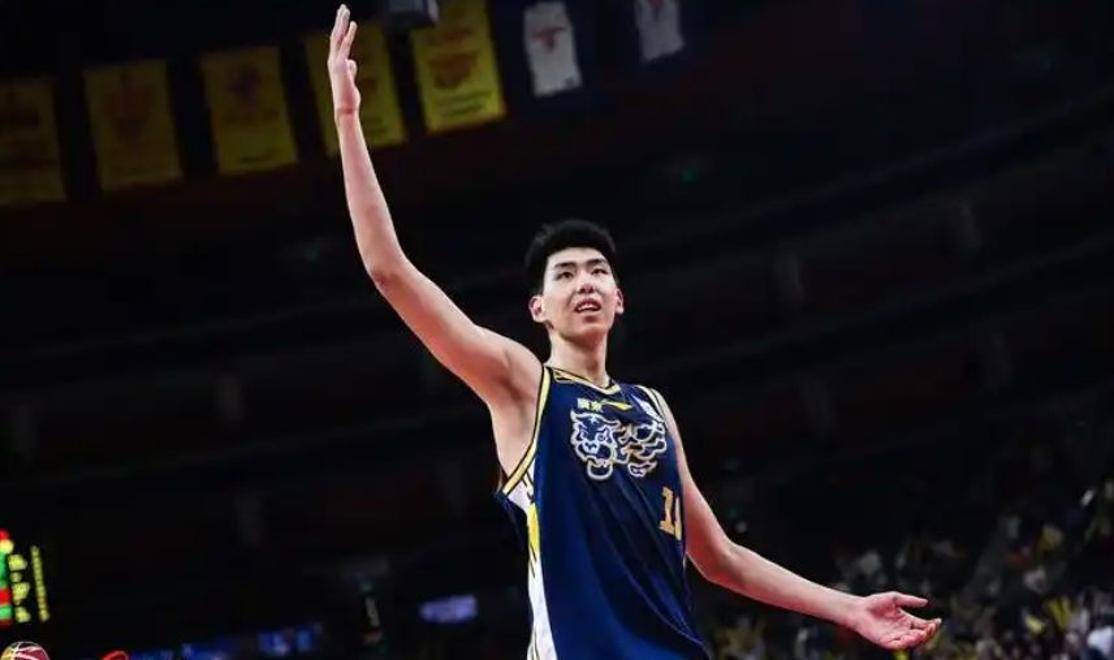 龙8官网-赛前CBA季后赛传出新动向；菲尼克斯太阳扳平良机；管理层表态：态度坚定；球队文化再被提及