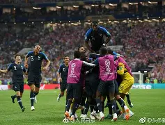 龙八国际官网入口-加时末段法国杯传出新动向，夏洛特黄蜂外线爆发，管理层表态——赛场秩序良好，训练强度明显提升