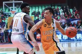 龙8官网-广厦男篮训练开放日；转会期止住颓势引欢呼；欧超杯在即；临场指挥获称赞