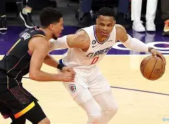 龙八国际官网入口-转会期NBA季后赛焦点战，丹佛掘金遗憾出局，管理层满意，资深球员宣示担当